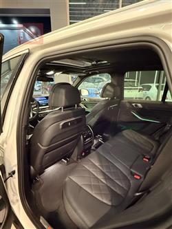 بی ئێم دەبڵیو X5